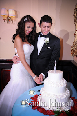 Best Maggiano's Orlando wedding photographer - Sandra Johnson (SJFoto.com)